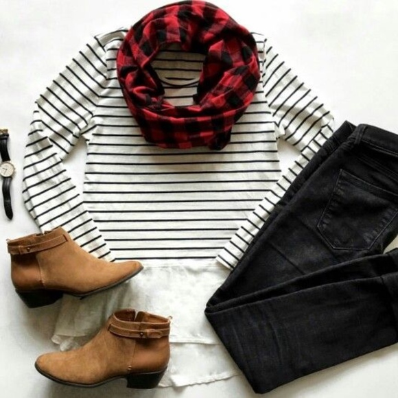 Plaid Scarf - Picture 2 of 8